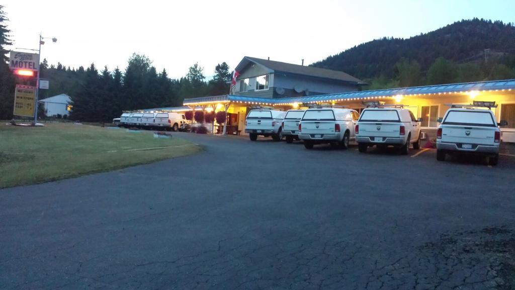 Evening Star Motel Greenwood Bagian luar foto